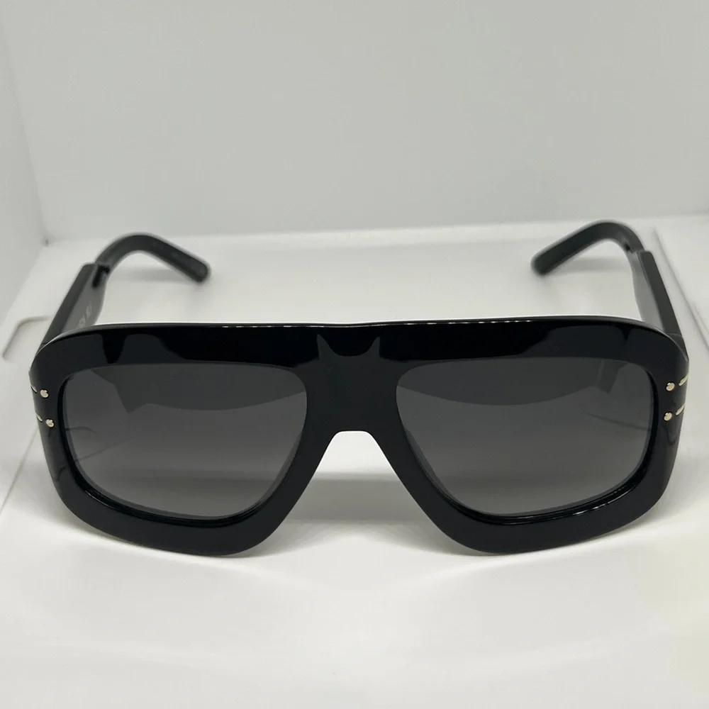 Dior DiorSignature M1U‎ 58MM Mask Sunglasses Black